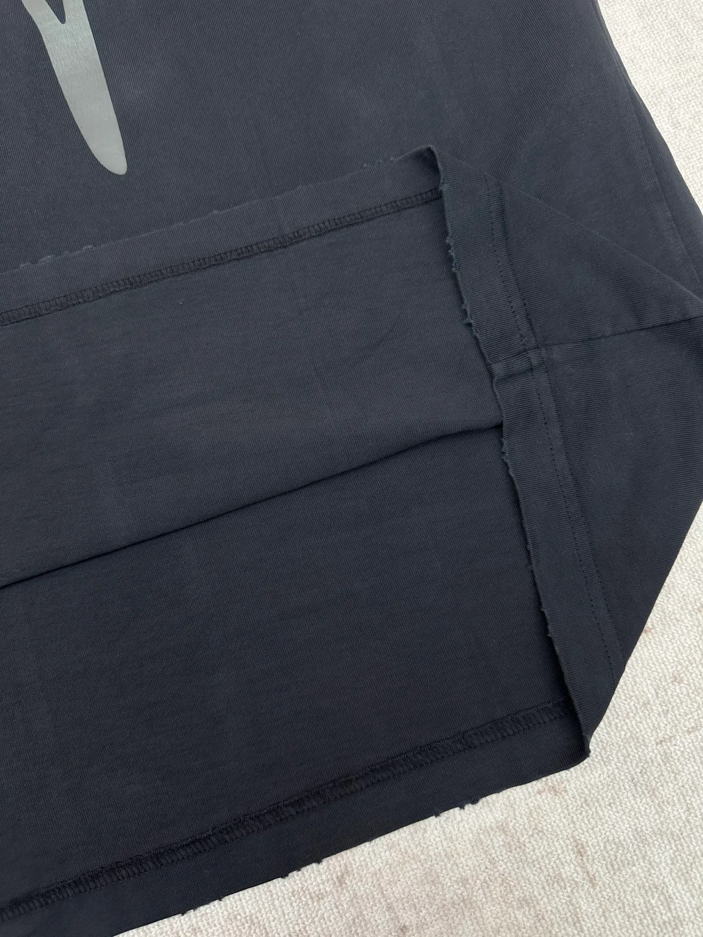 SS 26 Logo T Sizes：S.M.L.XL